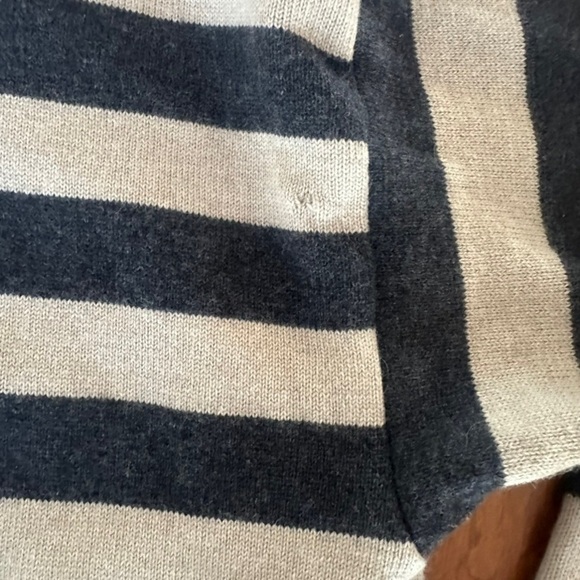 ESCADA by Margaretha Ley ~ Women’s 100% Wool Striped Sweater ~ Sz M (38) ~ VTG - Picture 10 of 10